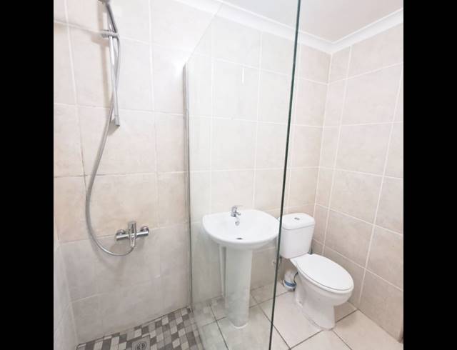 1 bed property to rent in OBSERVATORY